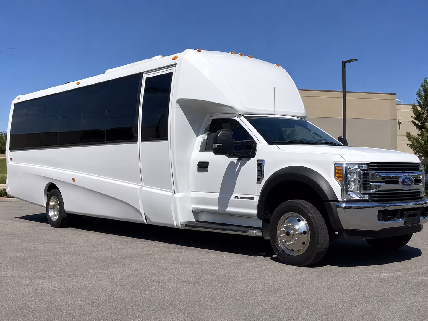 25 passenger minibus