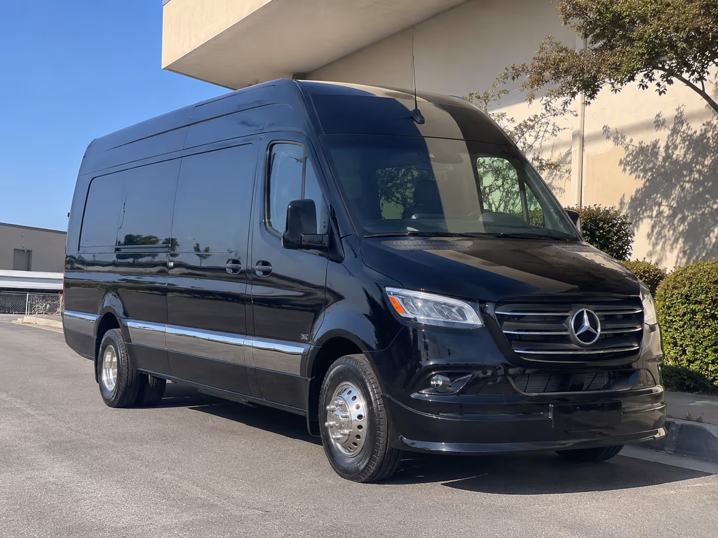 bus rental options for irvine trips