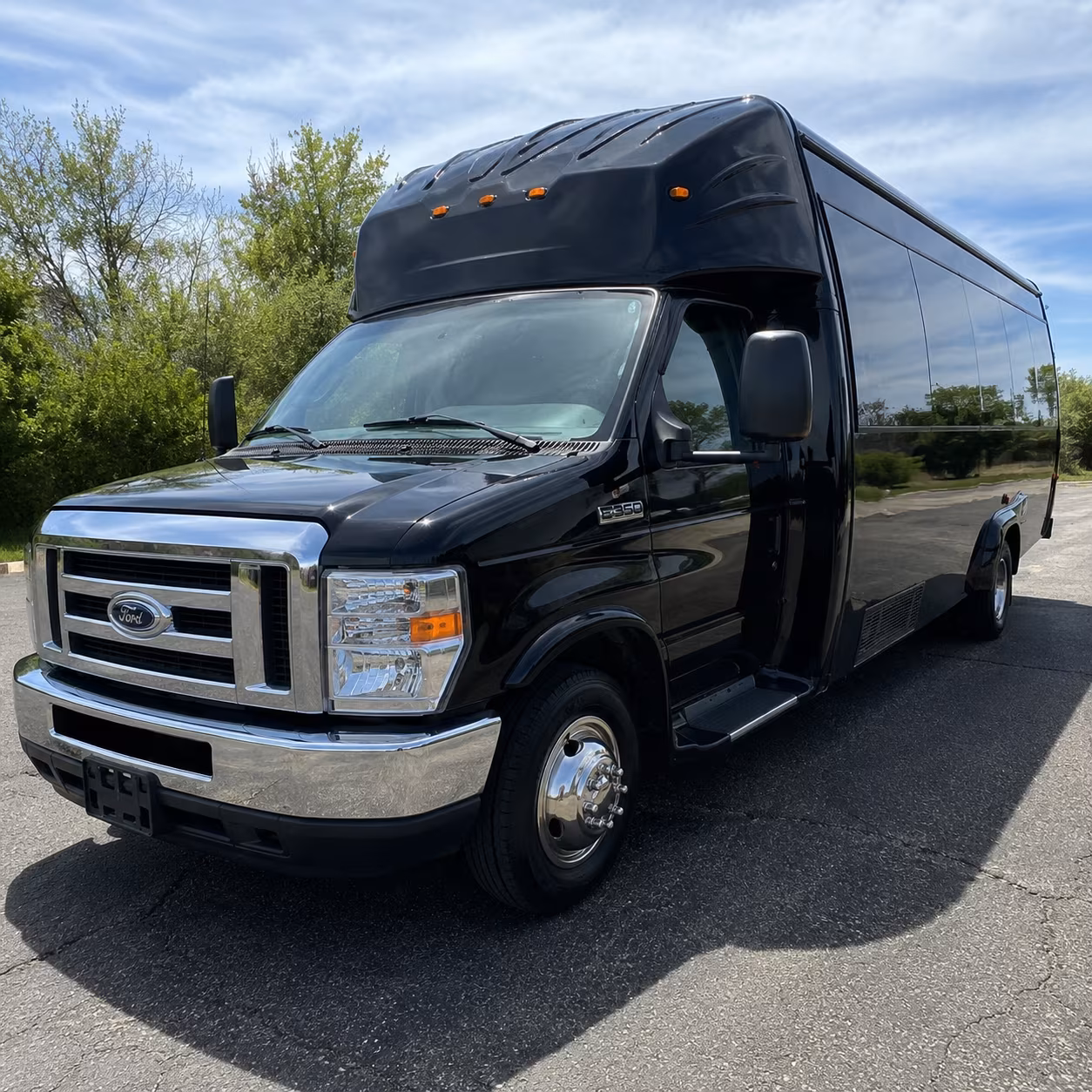 party buses to pacific amphitheatre and oc fair concerts
